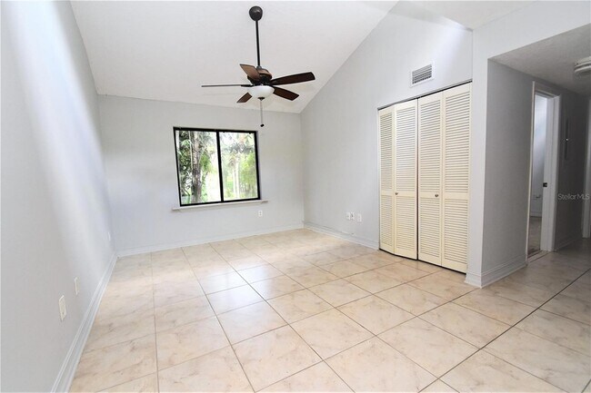 Building Photo - 1601 Pelican Point Dr