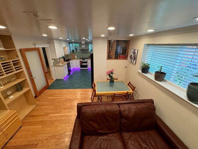 Foto del edificio - 3148 College Ave