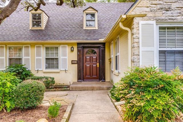 Foto del edificio - 5910 McCommas Blvd