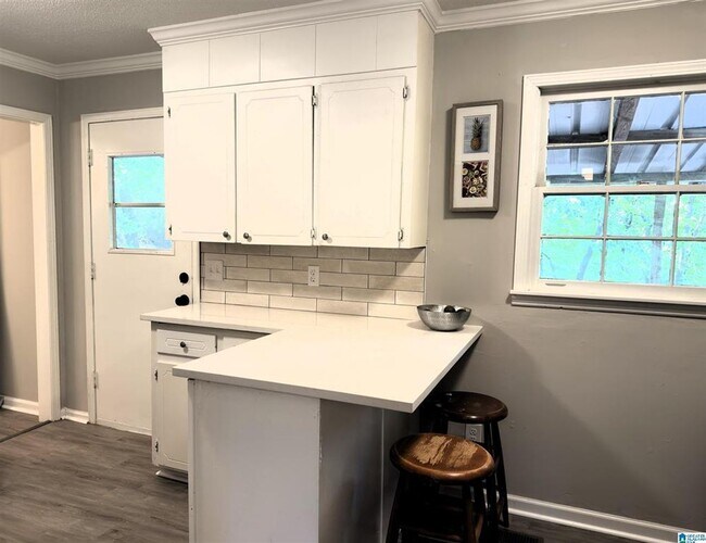 Foto del edificio - 4 bed, 2 bath in Alabaster