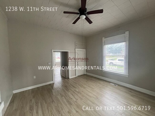 Foto del edificio - 1238 W 11th St