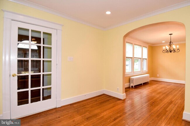 Building Photo - 4710 Hunt Ave