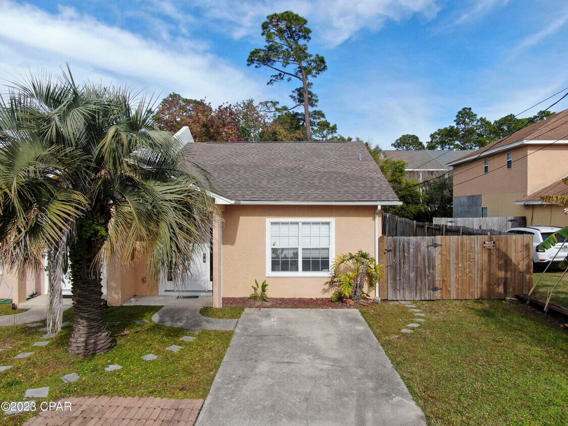 Primary Photo - 6404 Sunset Dr