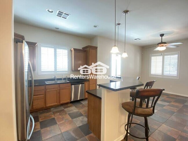 Foto del edificio - Resort-Style Living in Downtown Chandler!