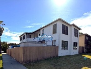 Building Photo - 904 Sartori Ave