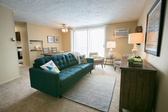 The Drake Apartments Rentals - Mayfield Heights, OH | Apartments.com