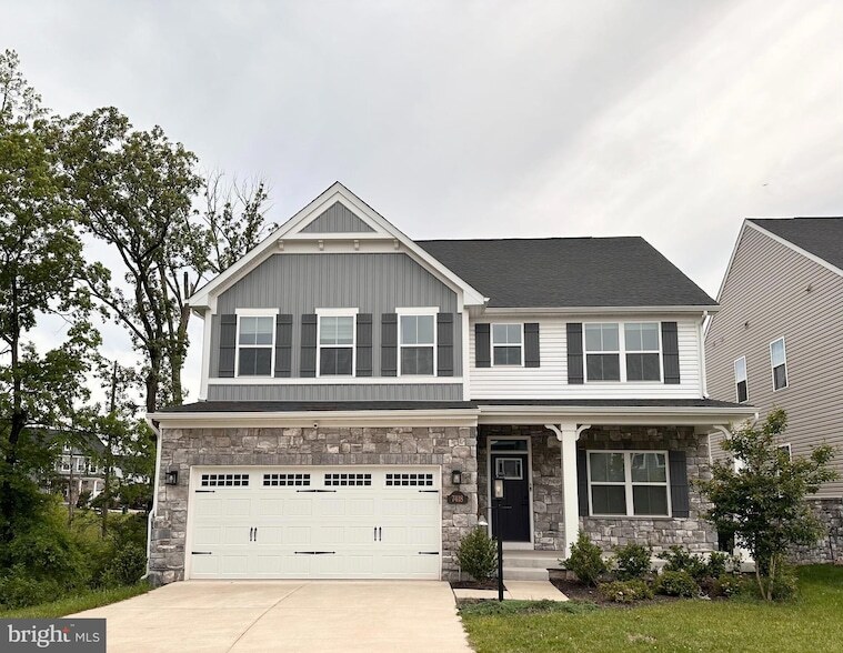 Primary Photo - 7418 Barrel Oak Pl