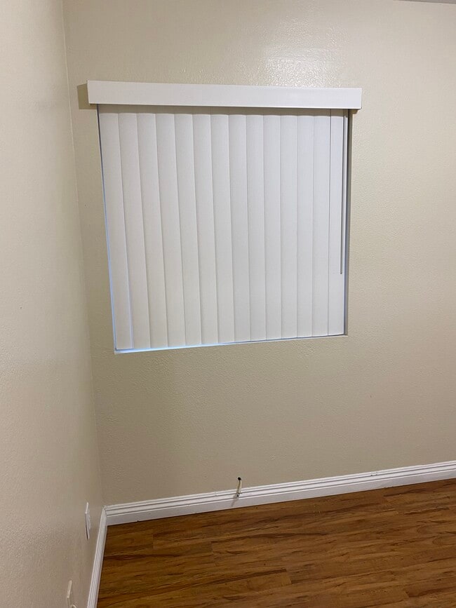 Building Photo - 1850 E Avenue J2