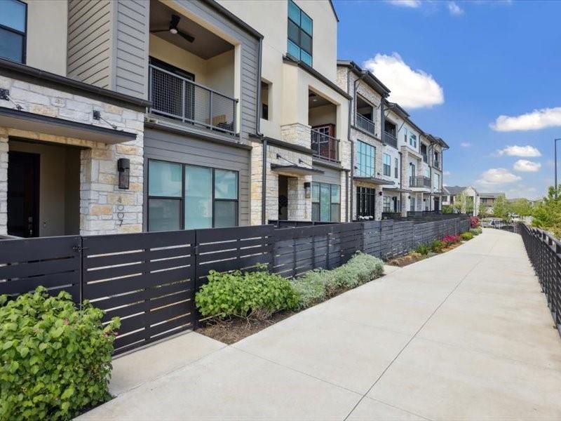 4007 Manifest Ln, Austin, TX 78731 Condo for Rent in Austin, TX