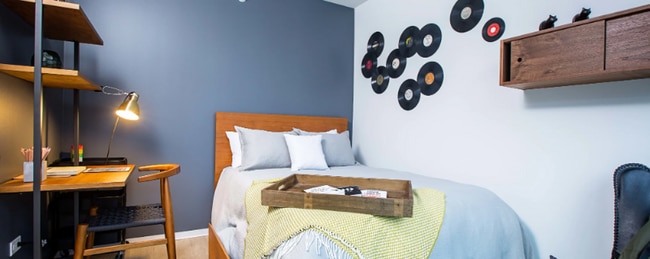 Building Photo - 158 W Superior St