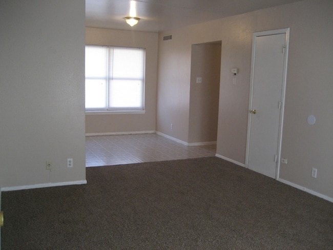 Building Photo - 4509 S Woodward Ave