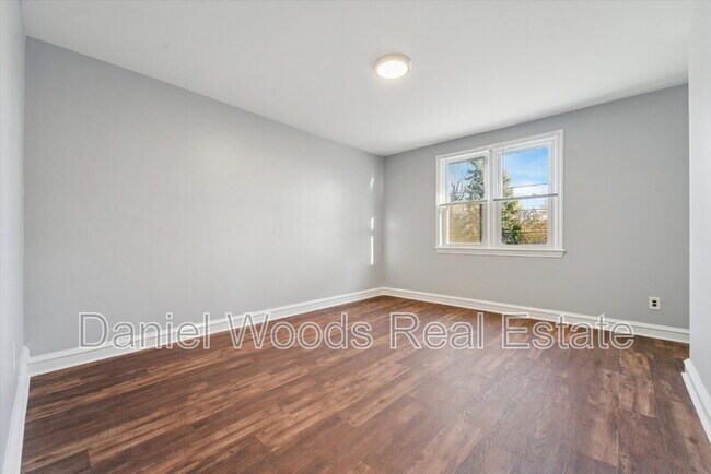 Foto del edificio - 926 Booth St