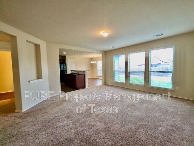 Foto del edificio - 13008 Ship Bell Dr