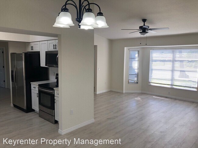 Foto del edificio - 4 br, 2 bath House - 3098 Beacon Dr