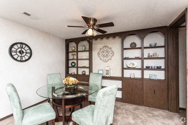 1BR, 1BA - 576 SF - Thornapple