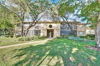 Building Photo - 10783 W Clairmont Cir