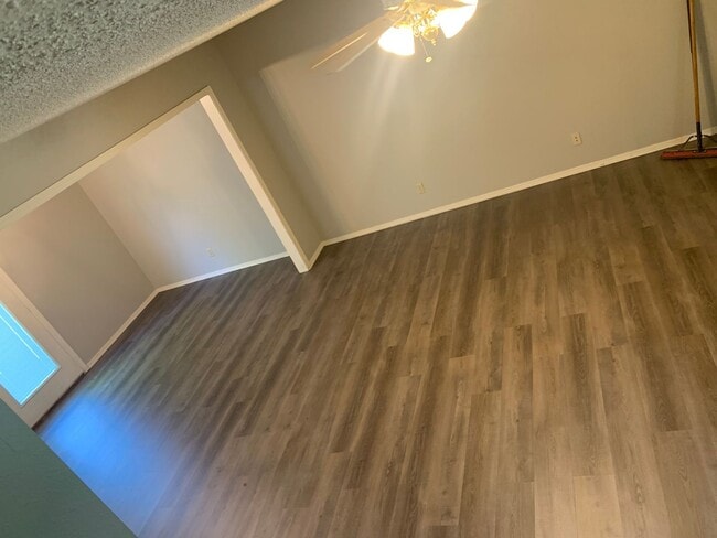 Building Photo - Freyaldenhoven Properties