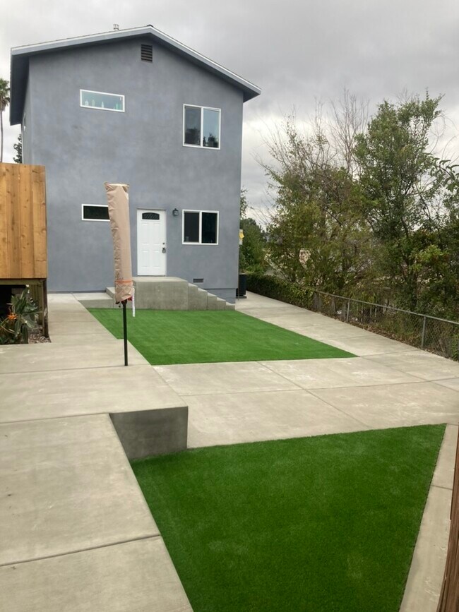 Foto del edificio - 5314 Remington Rd