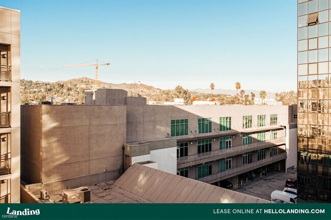 Foto del edificio - 5806 Harold Way