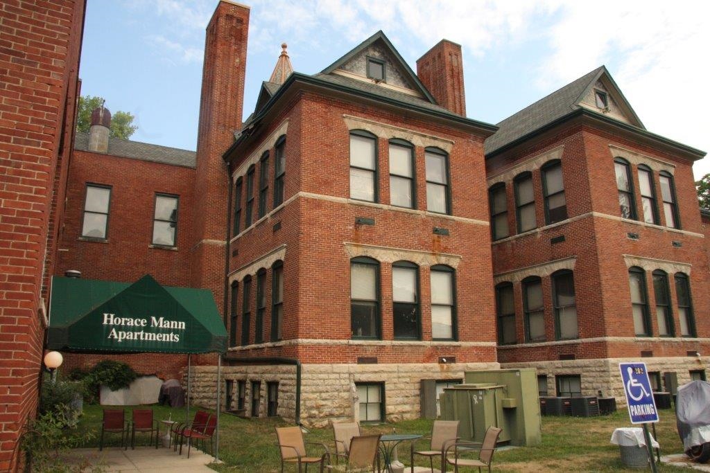 Foto principal - Horace Mann Apartments