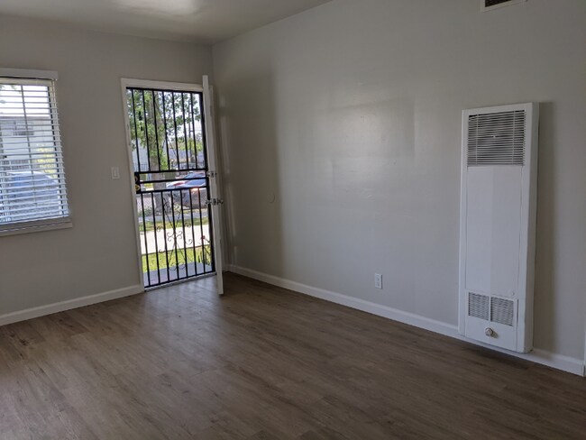 Building Photo - 6767 Atoll Ave