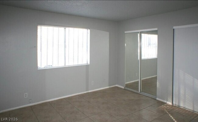Building Photo - 2762 Sidewinder Ln
