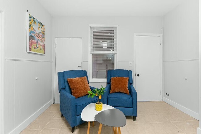 Foto del edificio - 8 Everett St