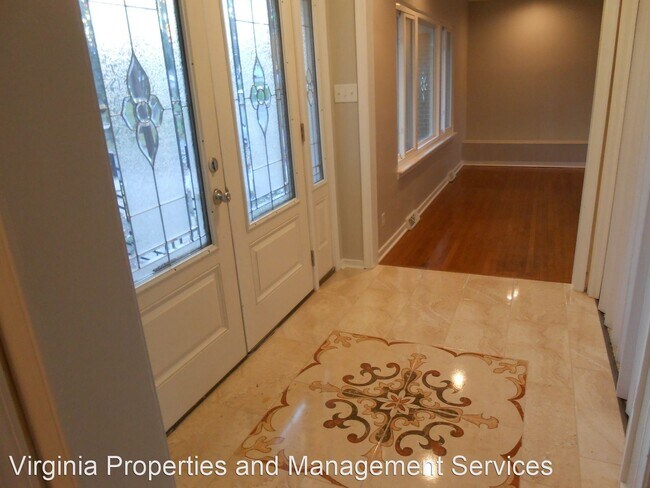Building Photo - 3 br, 2 bath House - 1611 Wilton Road