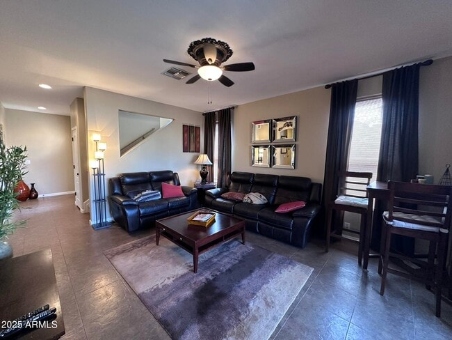 Building Photo - 14016 N Cameo Dr