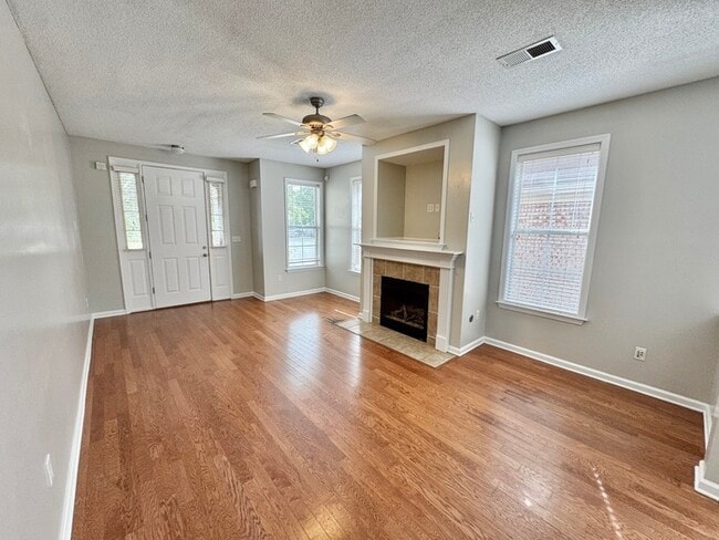 Foto del edificio - 12240 Longleaf Oak Trail
