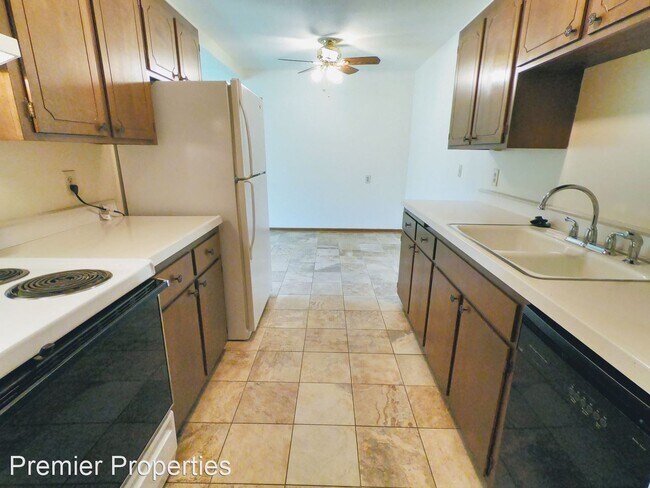 Foto del edificio - 2 br, 1 bath House - 6415 York Ave S #201