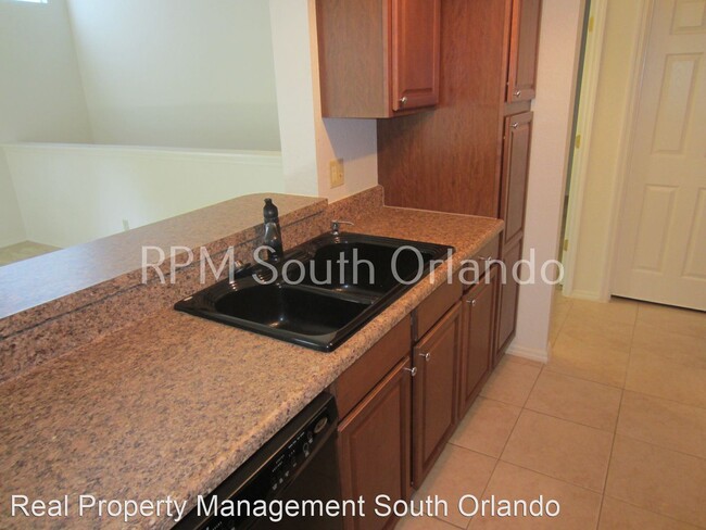Building Photo - 2 br, 2 bath House - 1611 Columbia Arms Ci...
