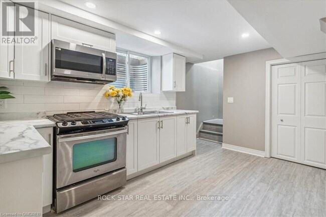 Photo du bâtiment - 10 Westdale Dr