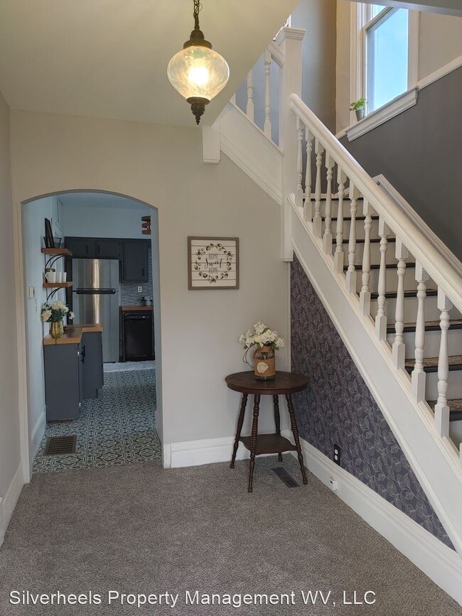 Foto del edificio - 3 br, 1 bath House - 1021 12th  Avenue