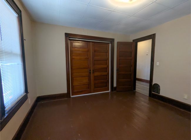 Foto del edificio - 1220 Schlager St