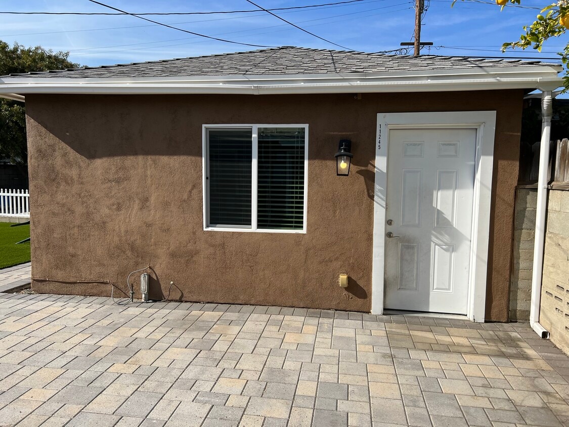 Front Door - 11243 Valerio St