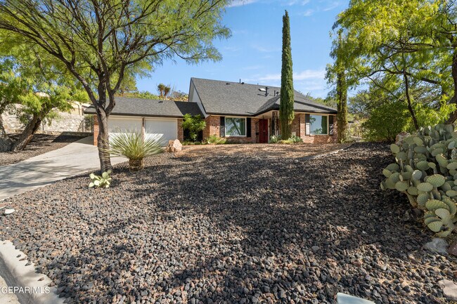 Building Photo - 3209 Parknorth Dr
