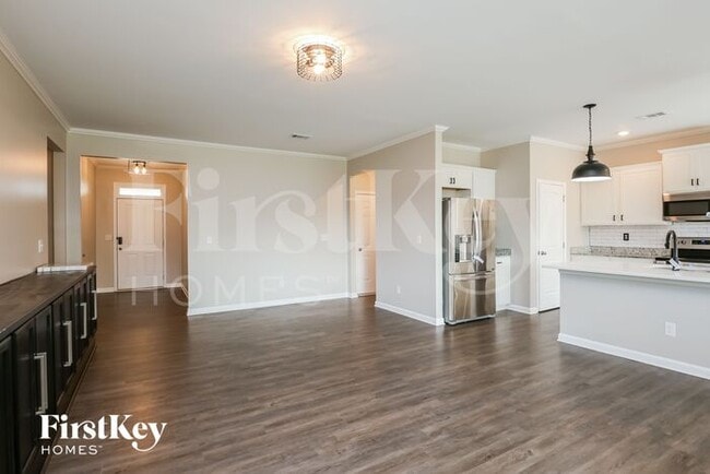 Building Photo - 113 Starbuck Parkway