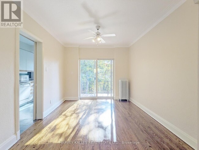 Building Photo - 95 Chatsworth Dr