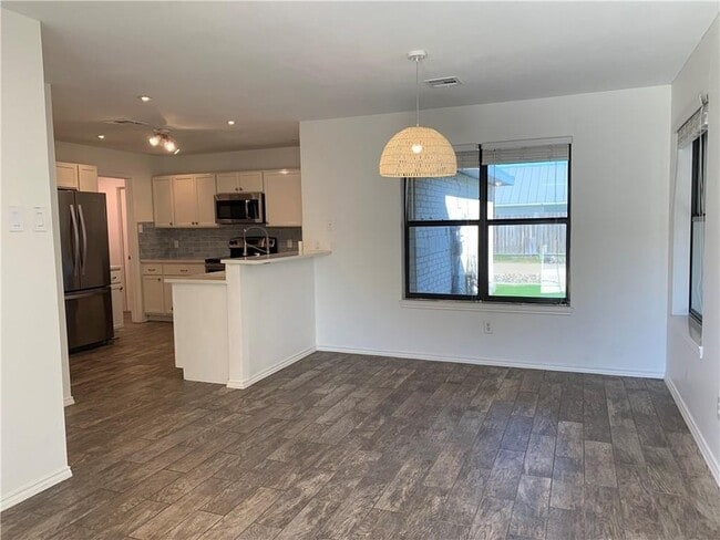 Building Photo - 15334 Barataria Dr