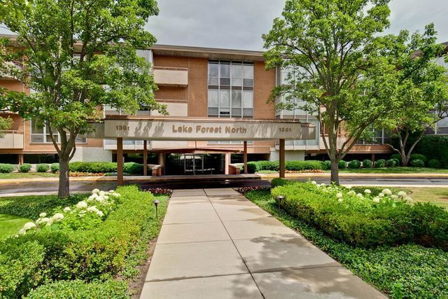 1301 N Western Ave Unit 321, Lake Forest, IL 60045 - Condo for Rent in ...