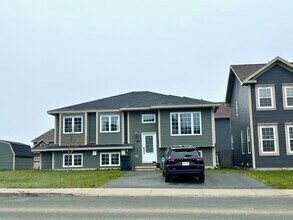 Building Photo - 302 Lanark Drive