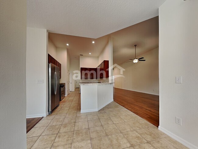 Foto del edificio - 6226 Bridgevista Dr