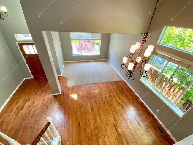 Foto del edificio - Spacious Corner Home in Prime SW Bend Loca...