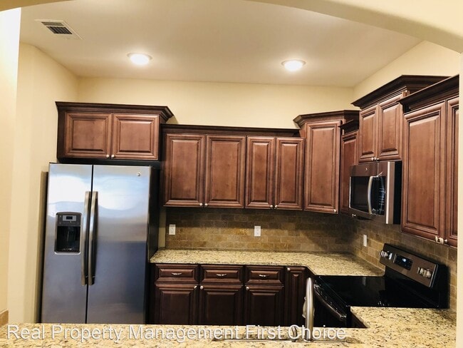 Building Photo - 9817 Mylea Cir