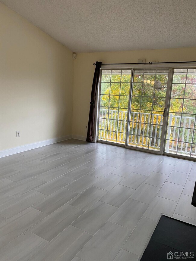 Building Photo - 317 Wimbeldon Ct