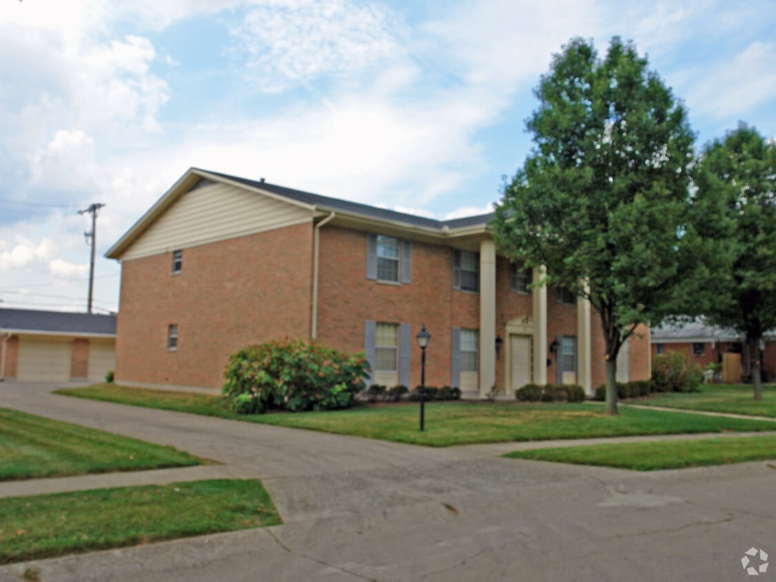 1216 Cloverfield Ave, Dayton, OH 45429 Apartments in Dayton, OH