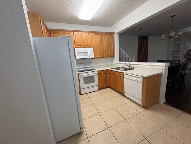 Building Photo - 6302 Daysbrook Dr