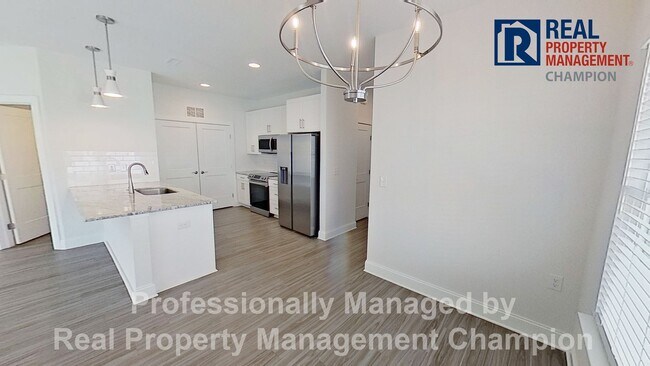 Foto del edificio - Newly Constructed Luxury Townhomes in Porters Neck