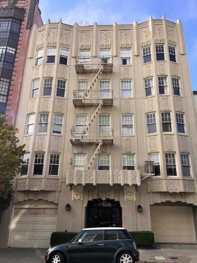 Primary Photo - 2340 Pacific Ave